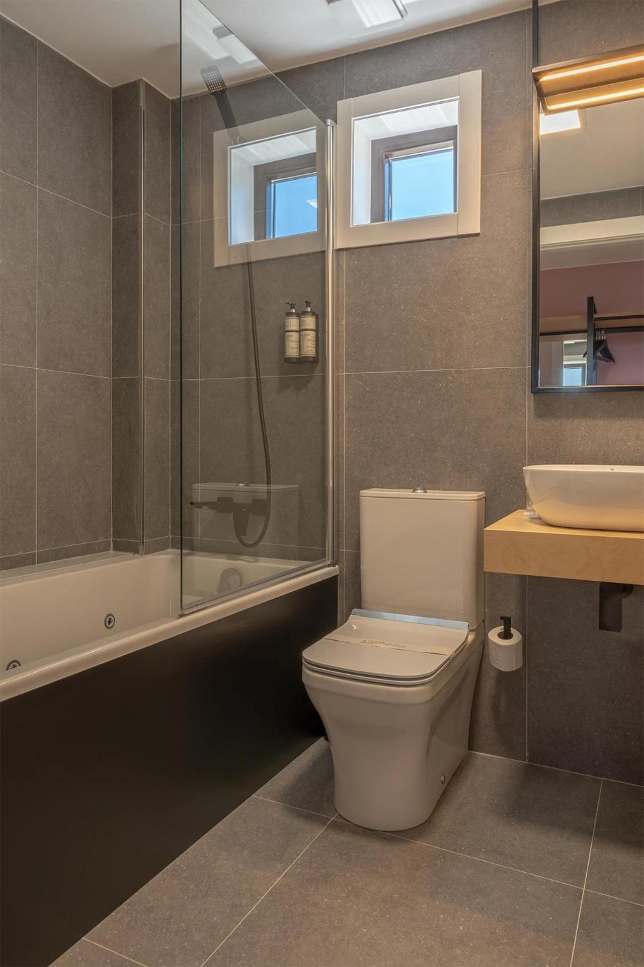 Hotel Portomarin Star Екстер'єр фото