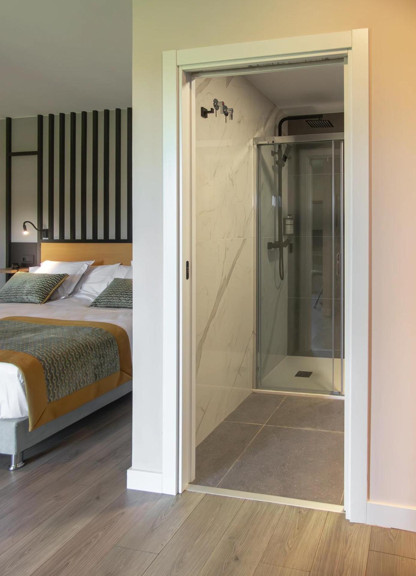 Hotel Portomarin Star Екстер'єр фото